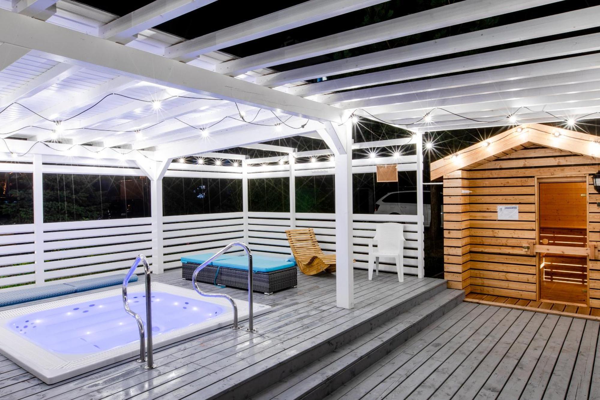 Apartamenty Przy Plazy Z Basenem Z Podgrzewana Woda I Mini Spa - Osrodek Kolonijno-Wczasowy Mewa Niechorze Exterior photo