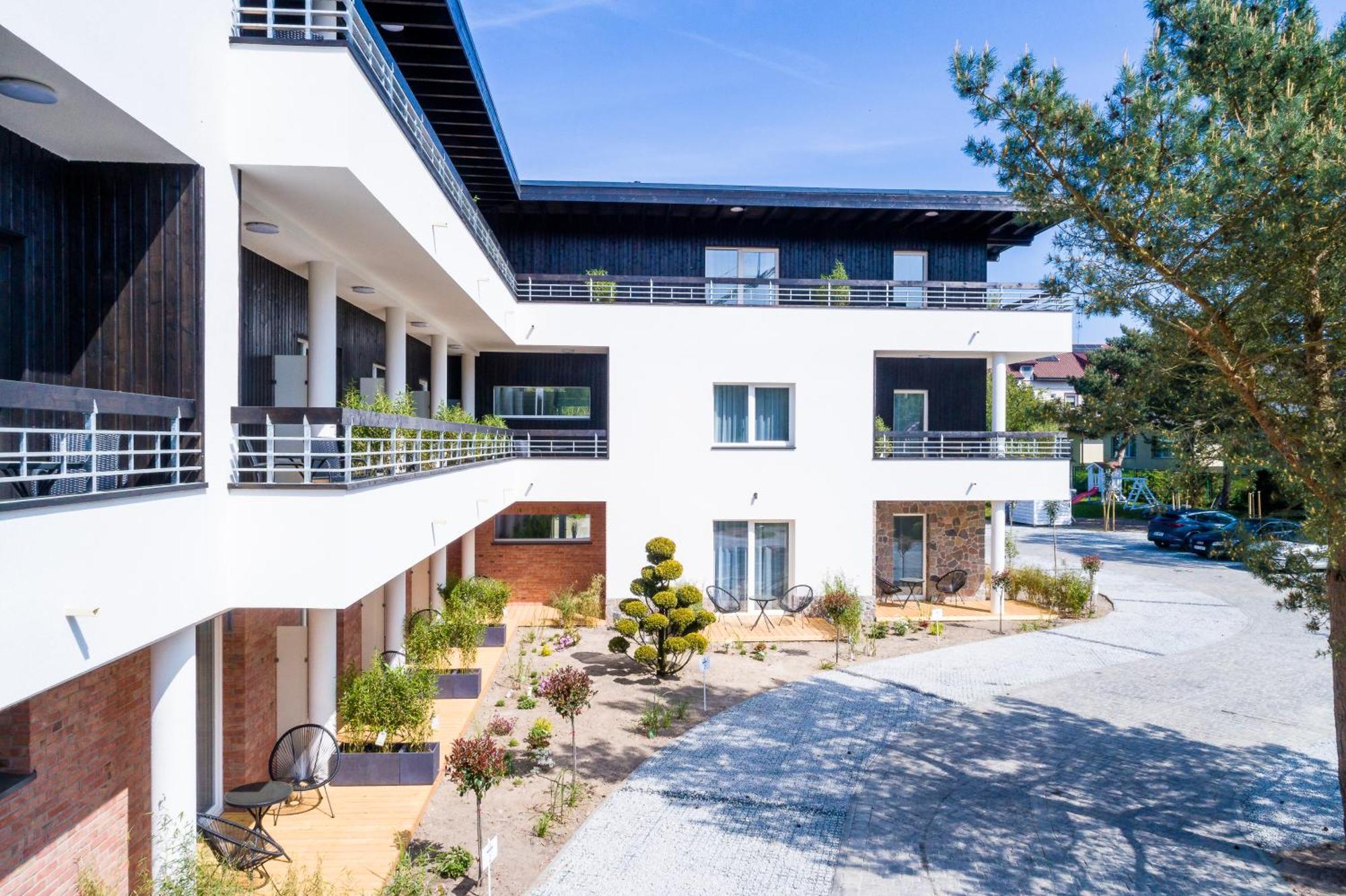 Apartamenty Przy Plazy Z Basenem Z Podgrzewana Woda I Mini Spa - Osrodek Kolonijno-Wczasowy Mewa Niechorze Exterior photo